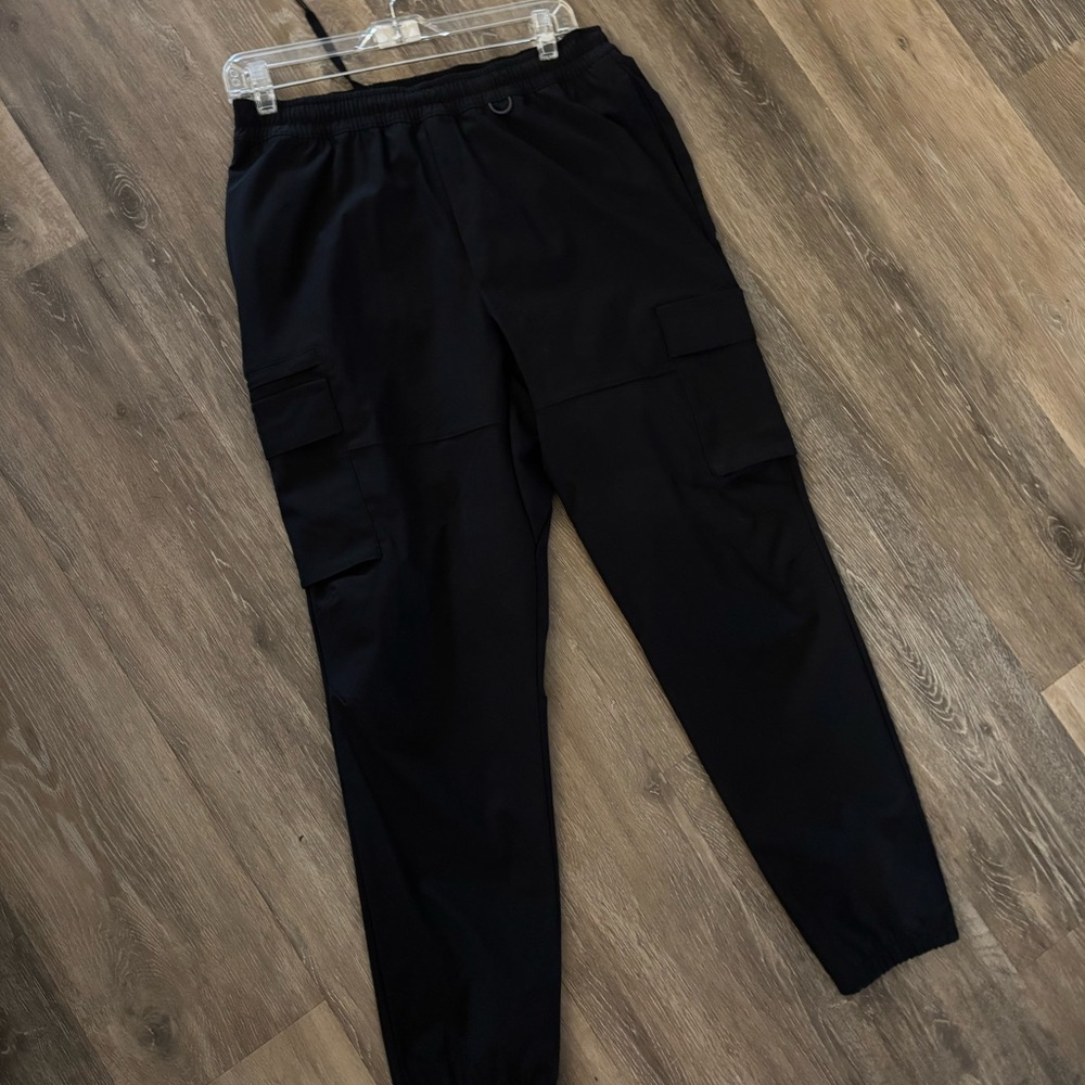 Men's All In Motion Black Cargo Jogger Pants - Lightweight Utility Style Sz M - Picture 1 of 9